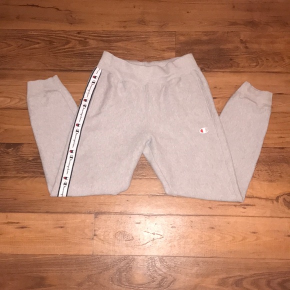 Champion Other - ESSENTIAL REVERSE WEAVE CHAMPION SWEATS